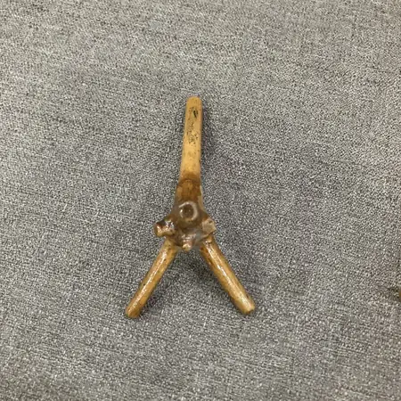 大砲型竿架近照
