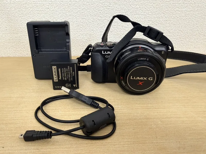LUMIX G X VARIO 14-42mm 电动变焦镜头