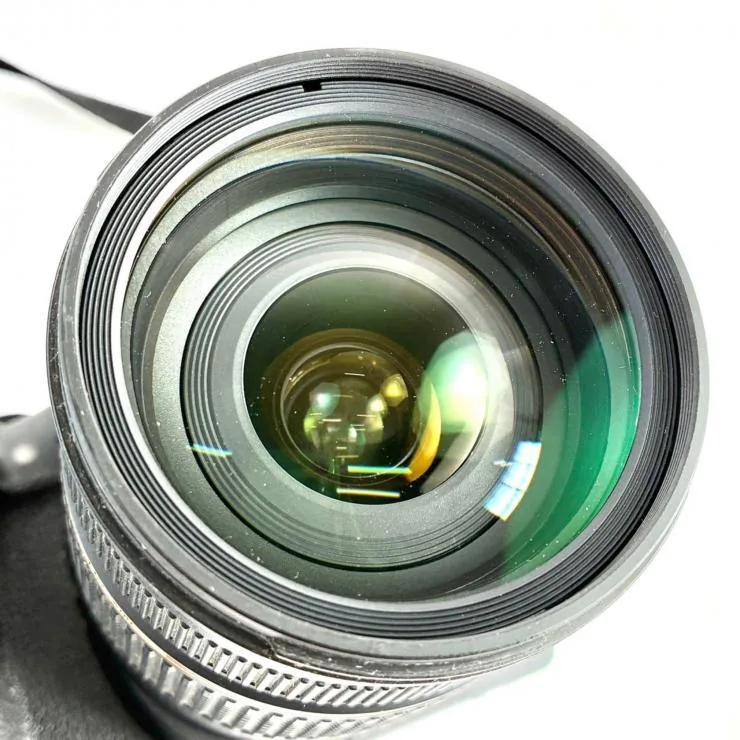 28-75mm 镜头外观