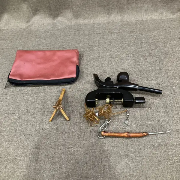 ③ 木制竿架套装(弓型与大砲型)含竿枕 以800日元成交_樱花直邮