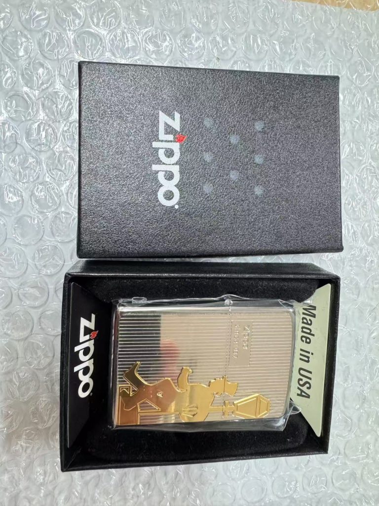 Zippo绅士浮雕限量款金属打火机
