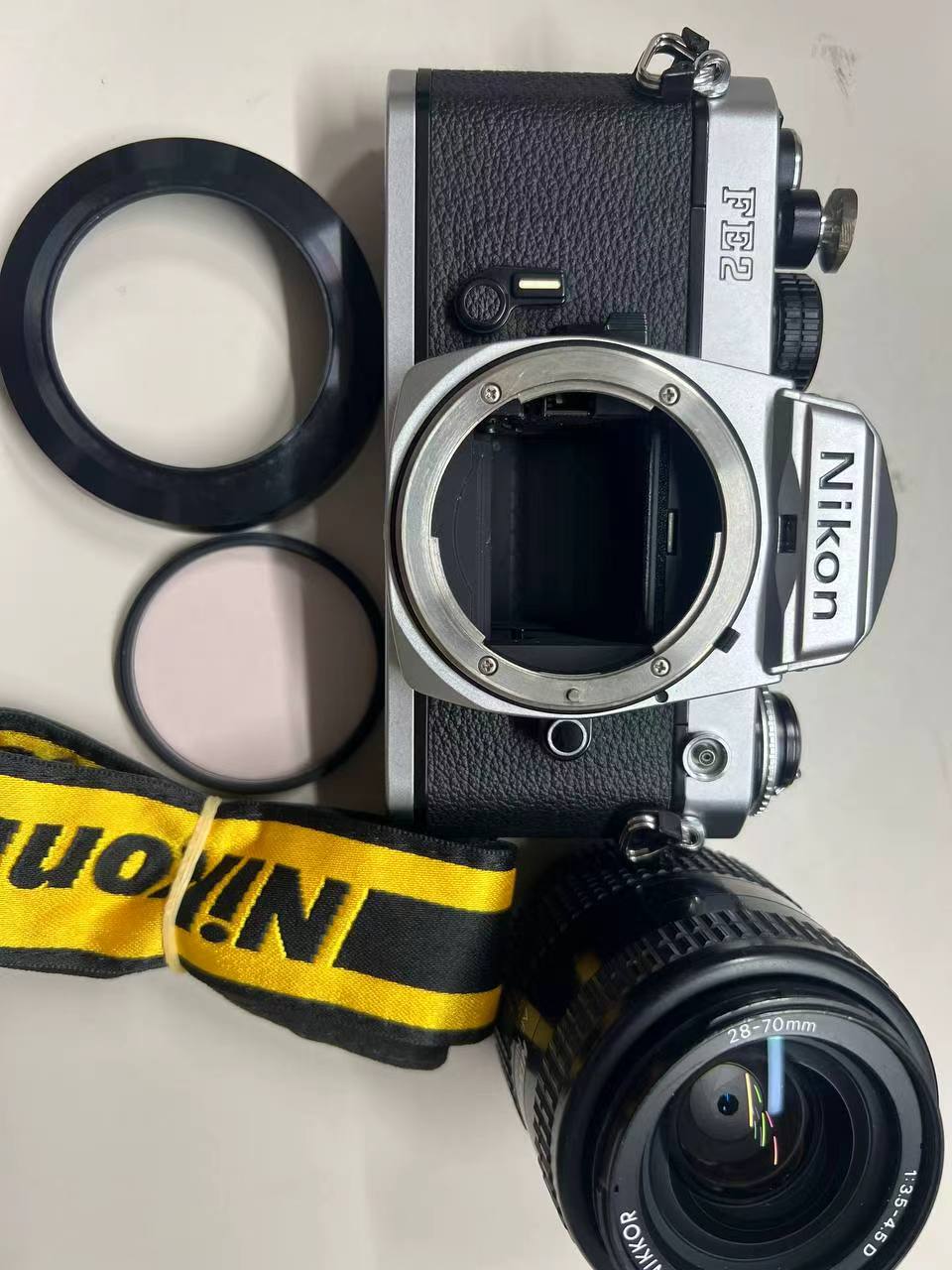 Nikon FE2中古相机拆装细节与镜头展示
