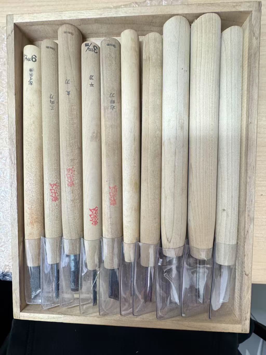 日本木柄雕刻刀木盒整套展示图