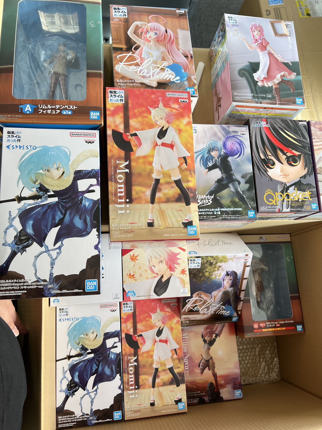 日本代购代拍手办开箱实拍,包含利姆露、朱菜、Momiji 狐娘等Relax Time系列手办,盒况完好,做工精致。
