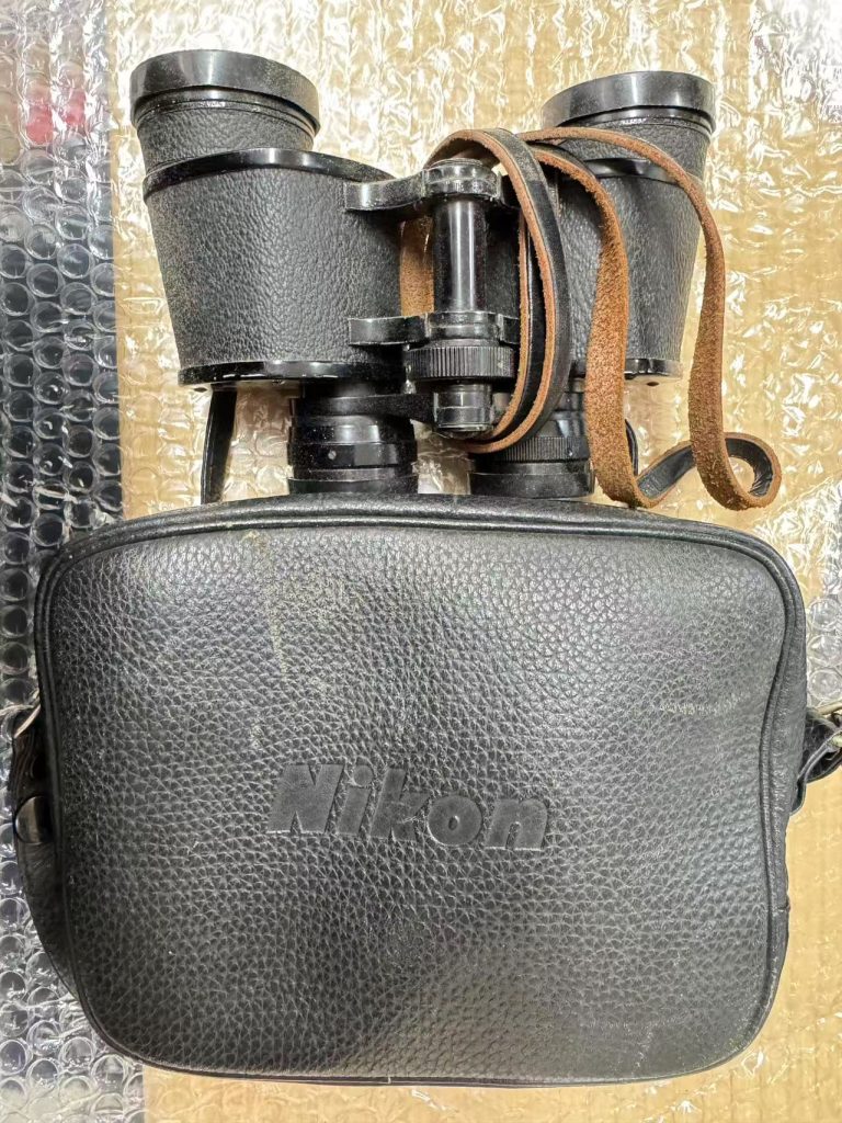 日本代购的 Nikon 老式望远镜与原厂皮套开箱实拍