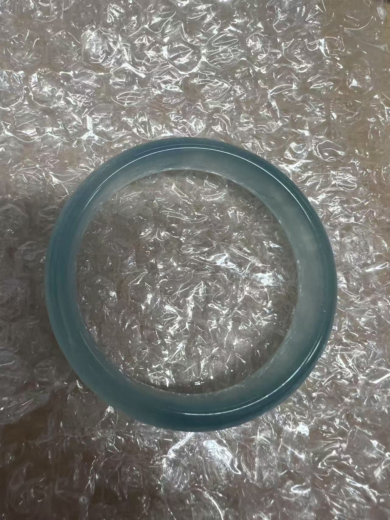 日本代购代拍玉镯开箱测评：颜色、通透感、工艺细节全方位解析