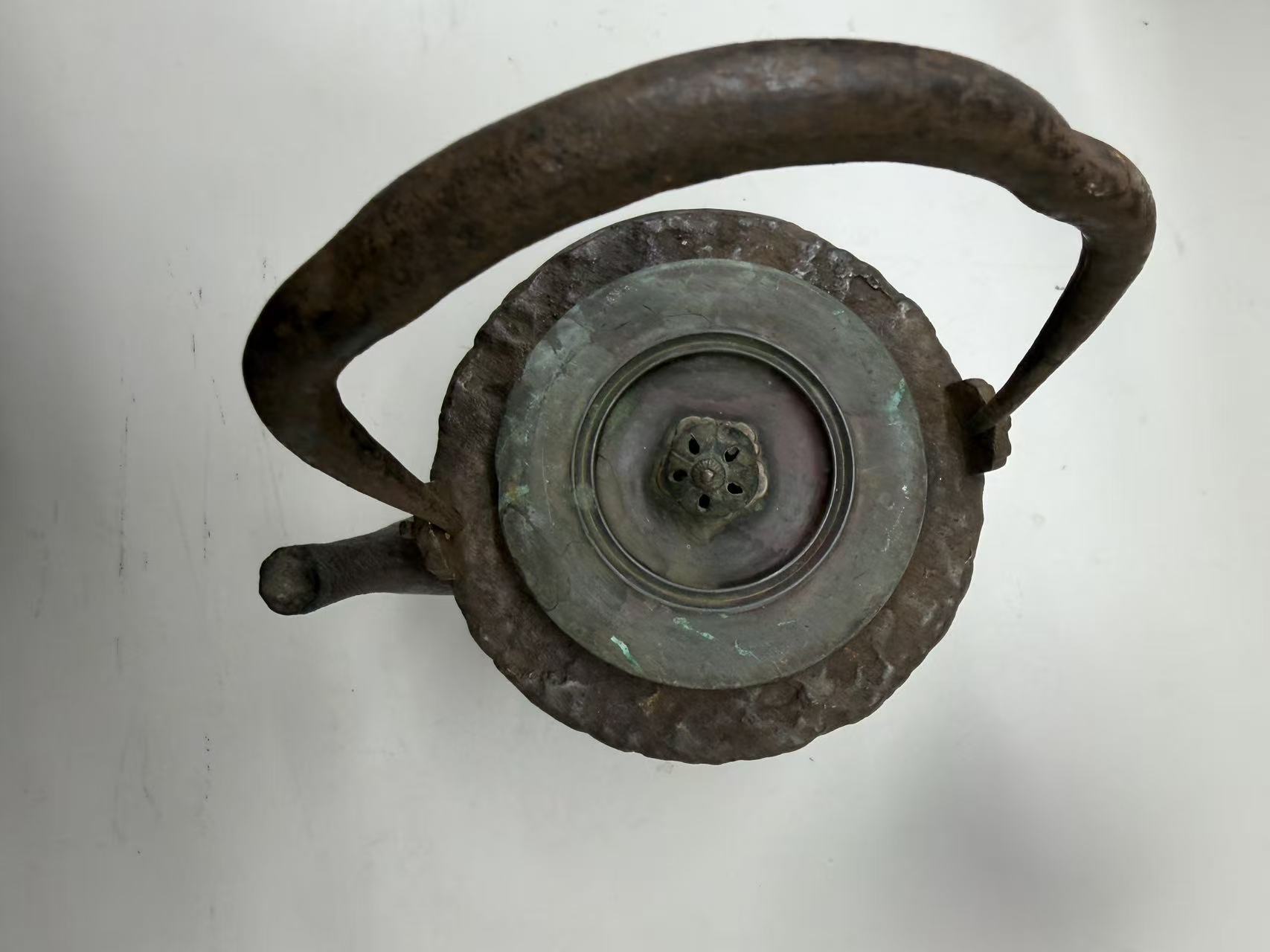 喜欢老物件的别错过：日本代拍老铁壶开箱，每一处痕迹都是故事