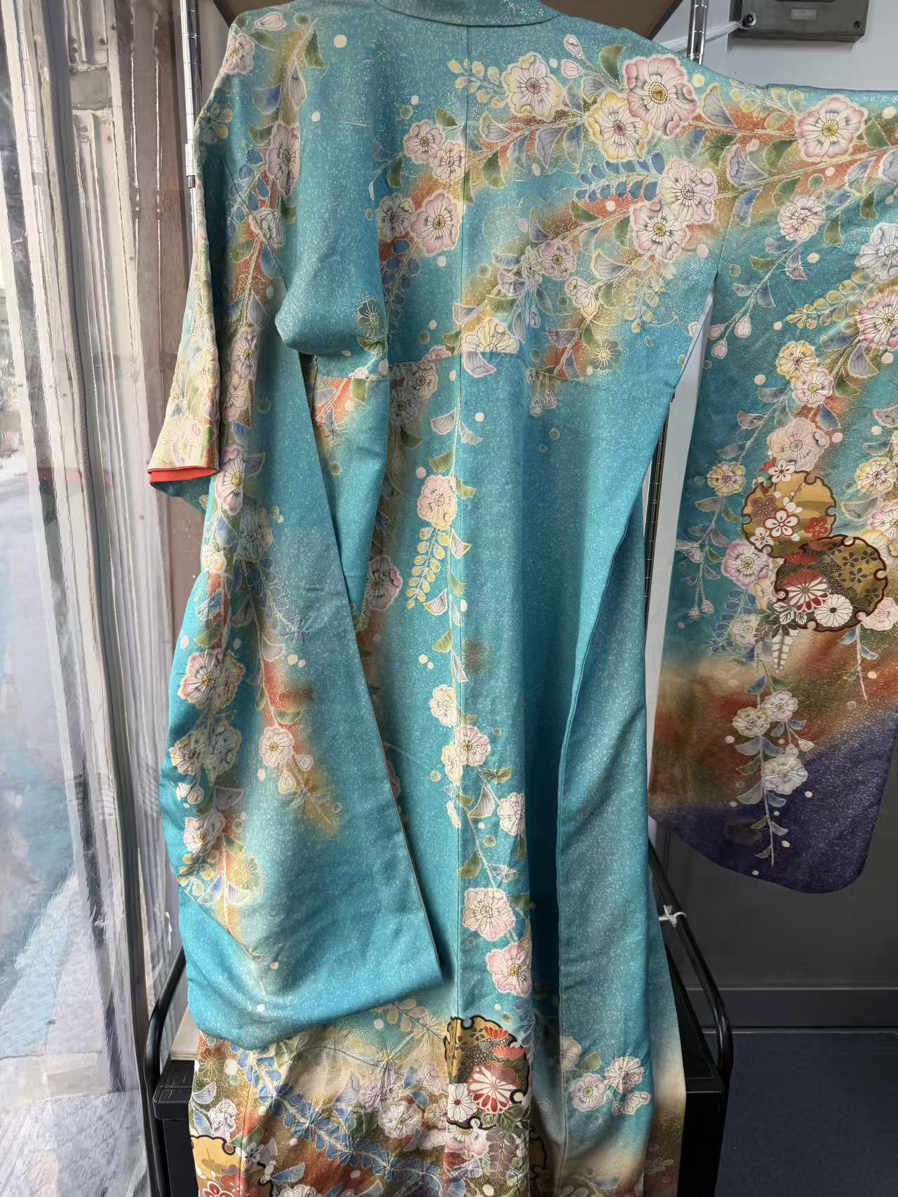日本蓝绿色花卉和服实拍开箱，日本中古和服代拍商品细节展示